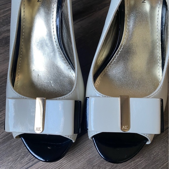 Anne Klein Women’s Black & Cream Slingback Heels Size 6.5 - Picture 8 of 15